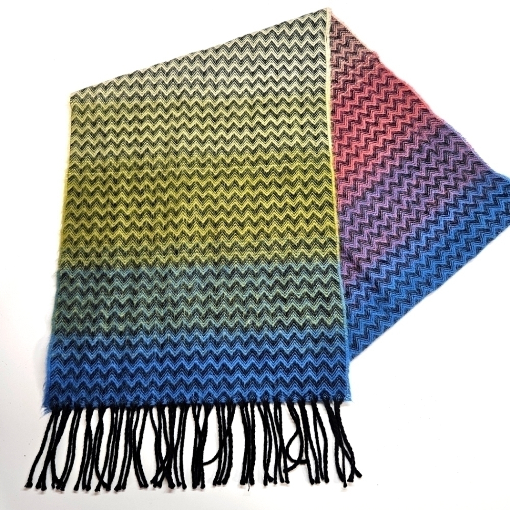 Gorgeous 100% Cashmere Ombre Chevron Knit Rectangle Fringe Scarf Made in Germany